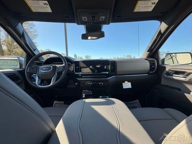 2026 GMC Sierra 5th Gen - Image 12 of 18