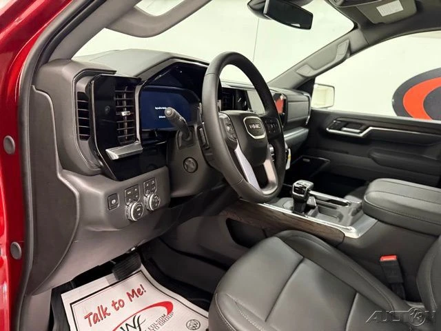 2026 GMC Sierra 5th Gen - Image 12 of 17