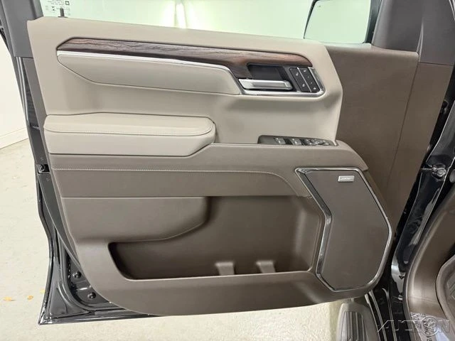 2026 GMC Sierra 5th Gen - Image 13 of 21