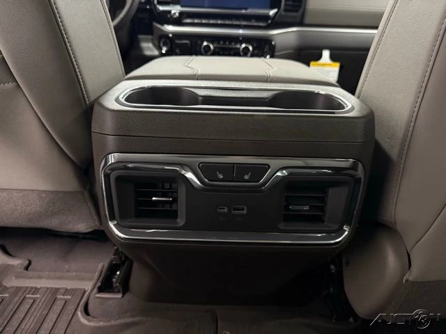 2026 GMC Sierra 5th Gen - Image 17 of 21