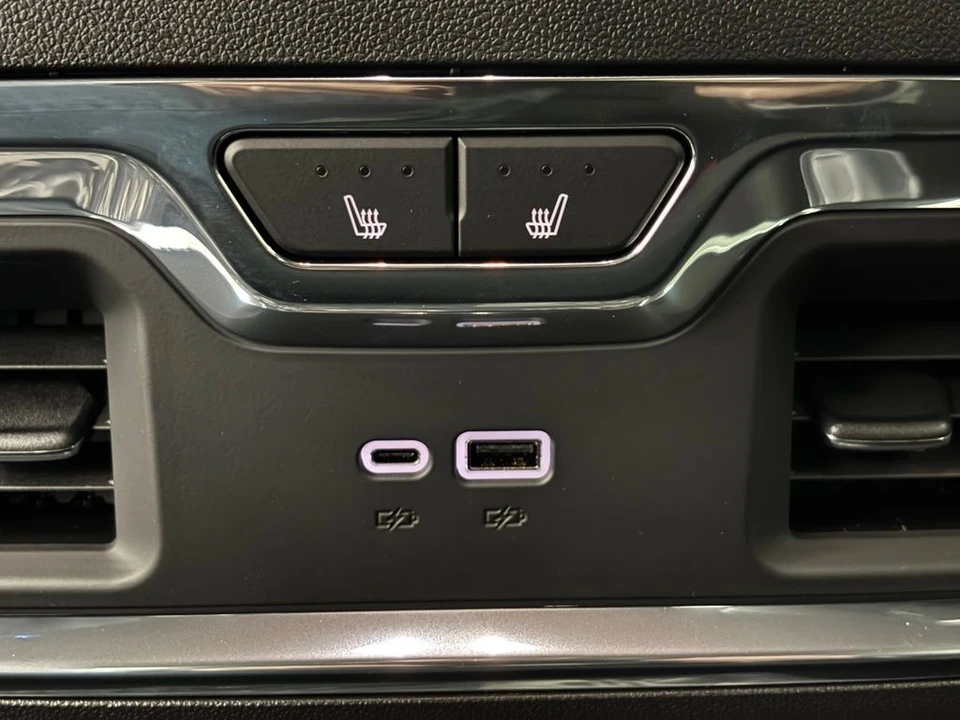 2026 GMC Sierra 5th Gen - Image 6 of 12