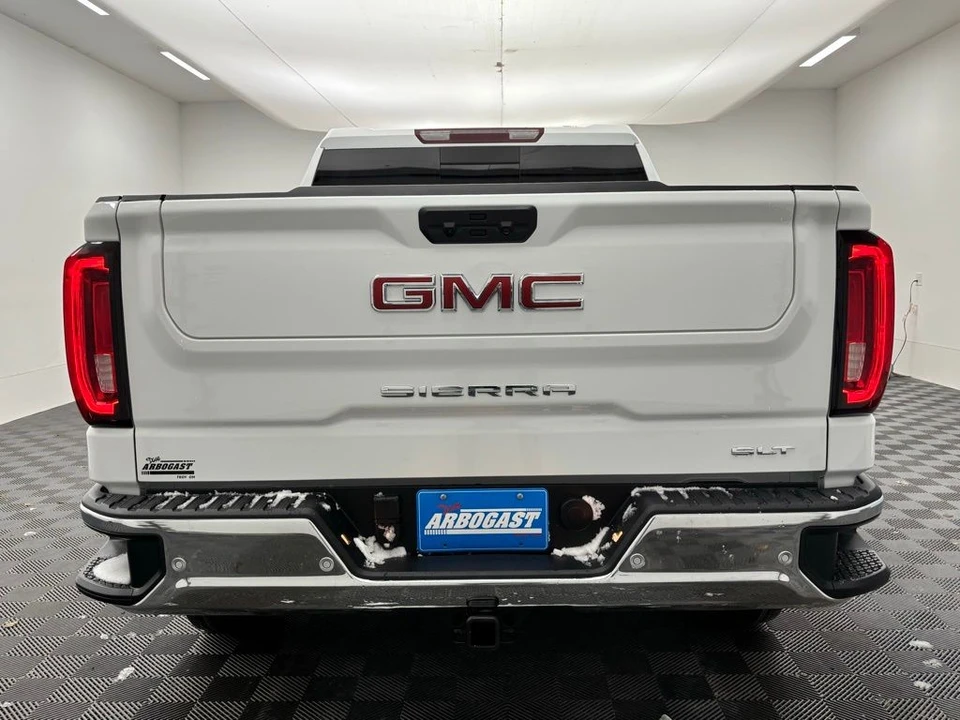 2026 GMC Sierra 5th Gen - Image 9 of 12