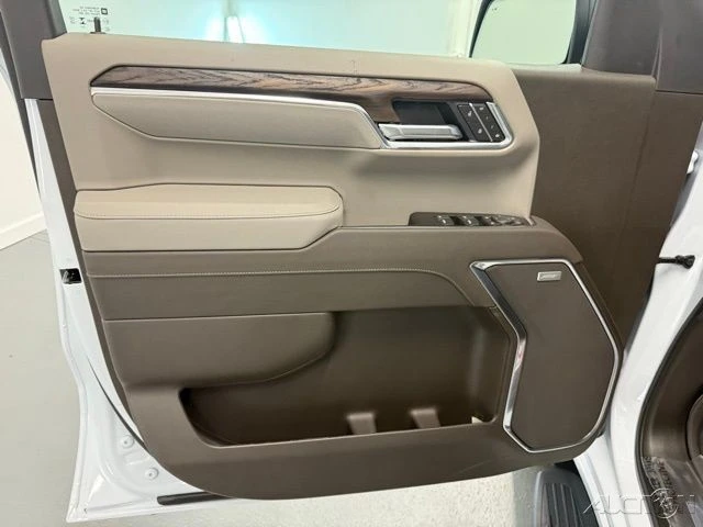 2026 GMC Sierra 5th Gen - Image 13 of 21