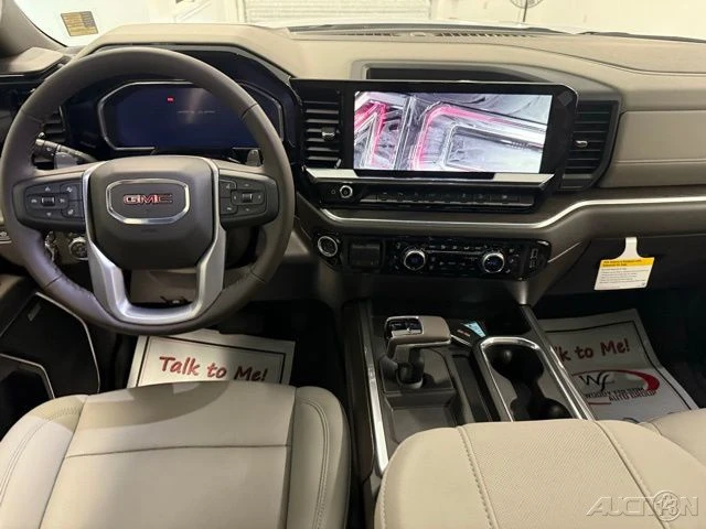 2026 GMC Sierra 5th Gen - Image 19 of 21