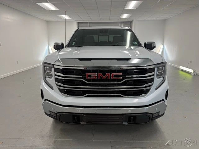 2026 GMC Sierra 5th Gen - Image 2 of 21