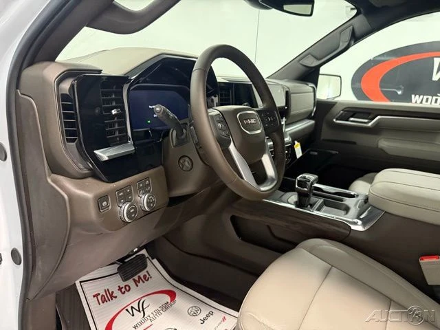 2026 GMC Sierra 5th Gen - Image 12 of 21