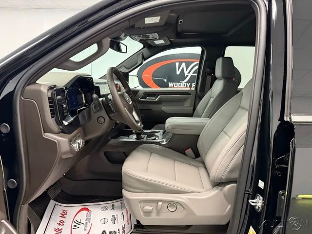 2026 GMC Sierra 5th Gen - Image 9 of 21