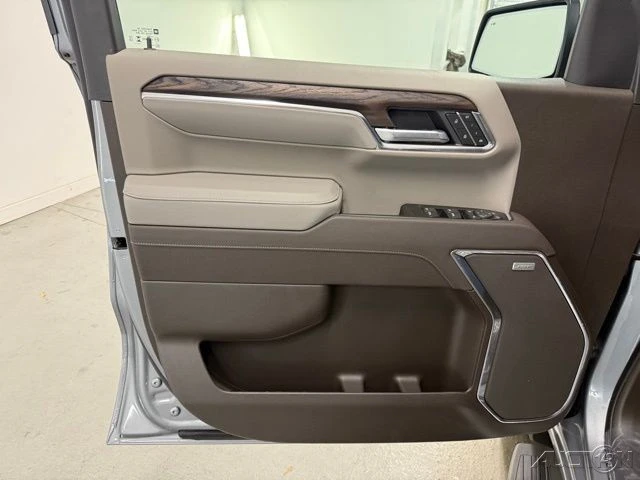 2026 GMC Sierra 5th Gen - Image 13 of 21