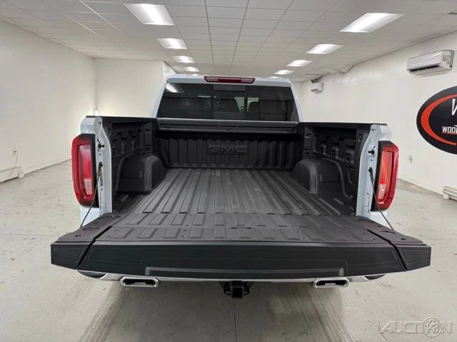 2026 GMC Sierra 5th Gen - Image 8 of 21