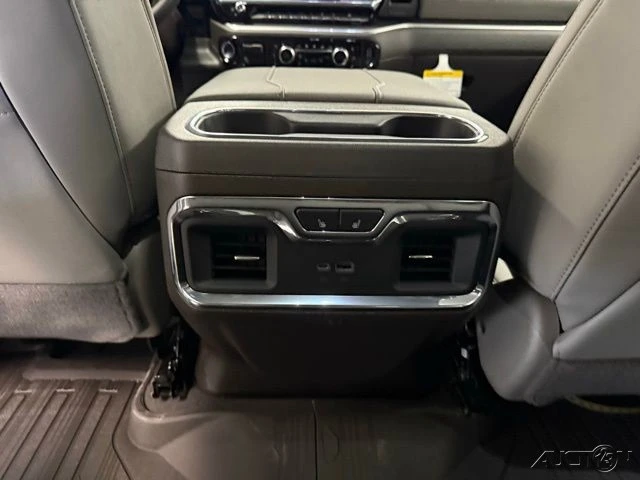 2026 GMC Sierra 5th Gen - Image 17 of 21