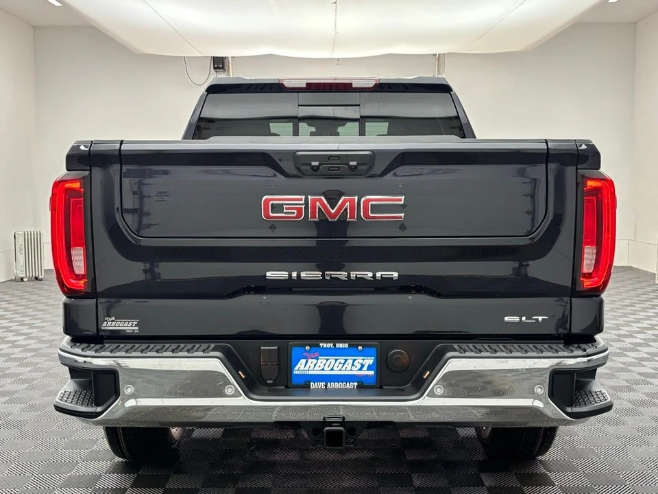 2026 GMC Sierra 5th Gen - Image 9 of 12