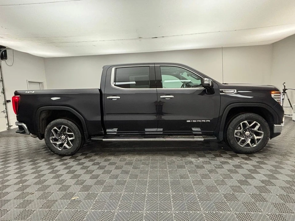 2026 GMC Sierra 5th Gen - Image 7 of 12