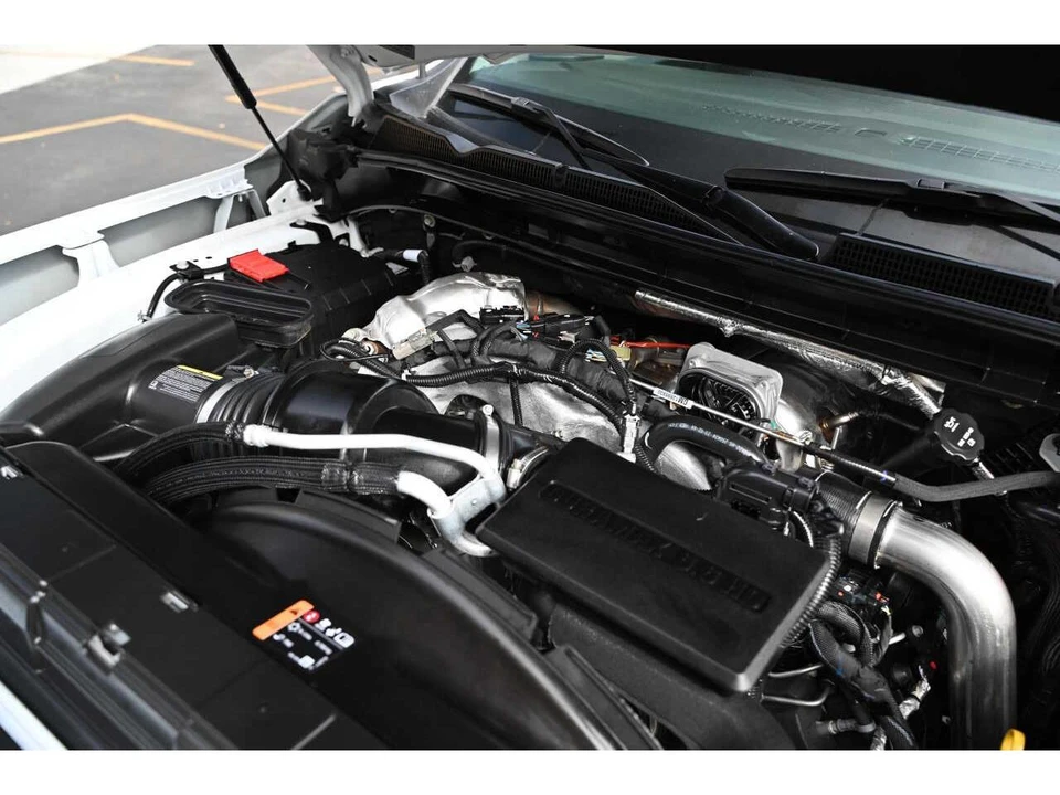 2026 GMC Sierra 5th Gen - Image 15 of 19