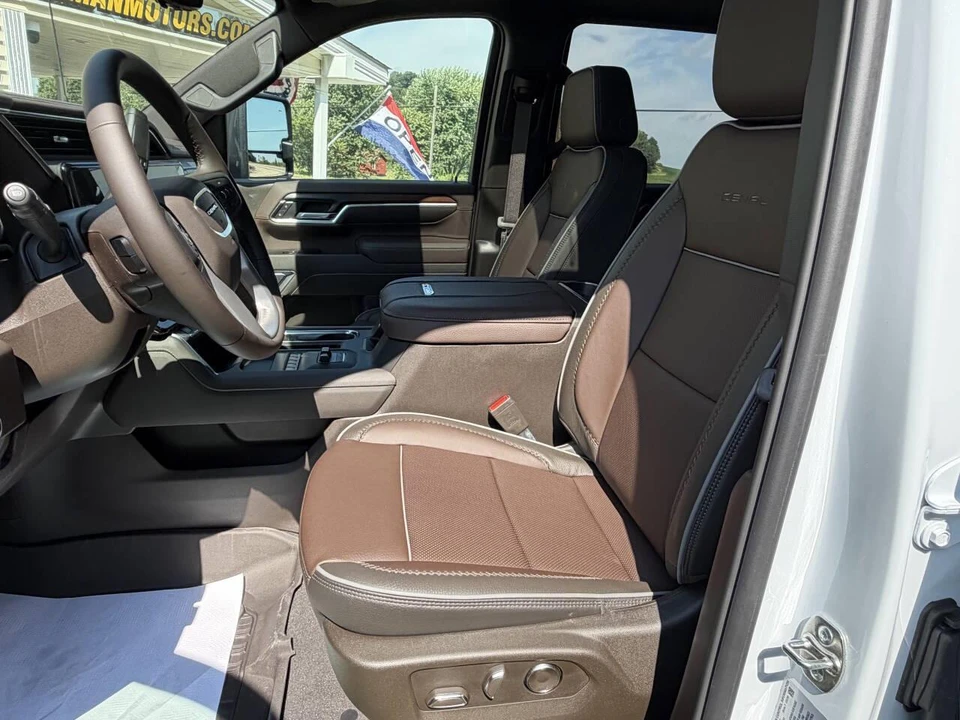 2026 GMC Sierra 5th Gen - Image 24 of 31