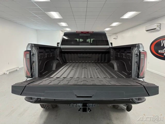 2026 GMC Sierra Heavy Duty 5th Gen - Image 8 of 12