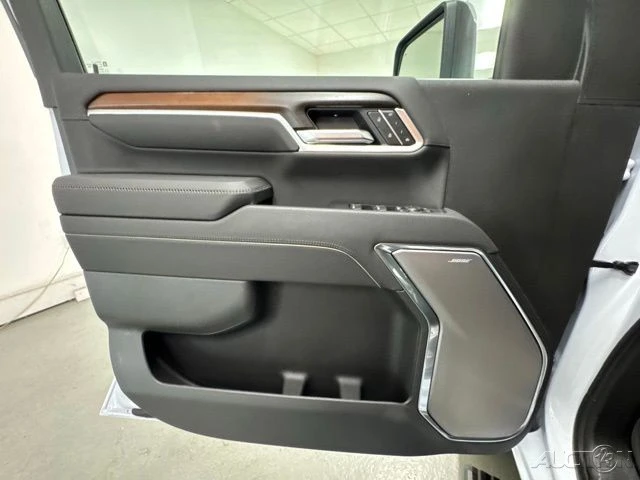2026 GMC Sierra Heavy Duty 5th Gen - Image 14 of 20