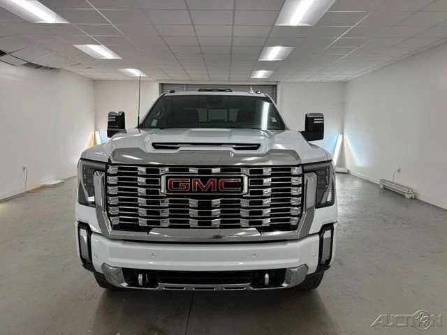 2026 GMC Sierra Heavy Duty 5th Gen - Image 2 of 20