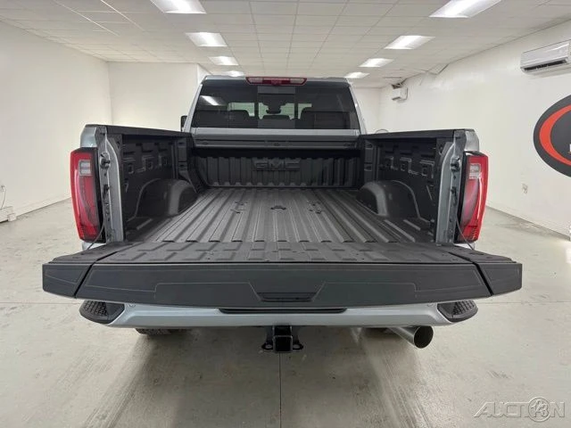 2026 GMC Sierra Heavy Duty 5th Gen - Image 8 of 21