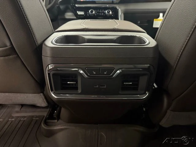 2026 GMC Sierra Heavy Duty 5th Gen - Image 17 of 21