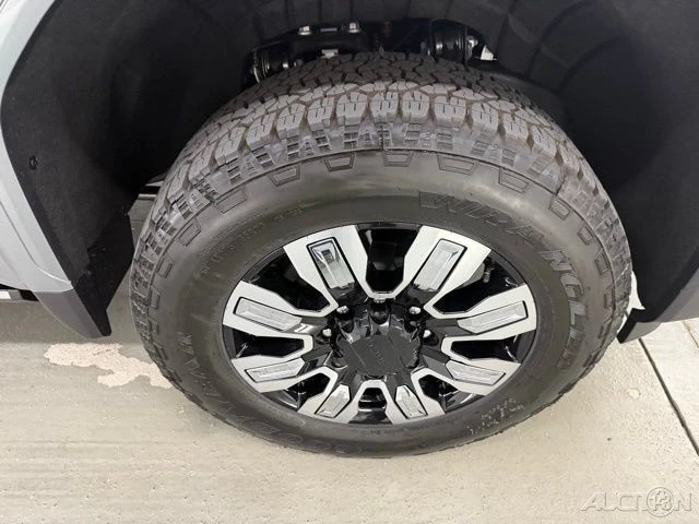 2026 GMC Sierra Heavy Duty 5th Gen - Image 4 of 21