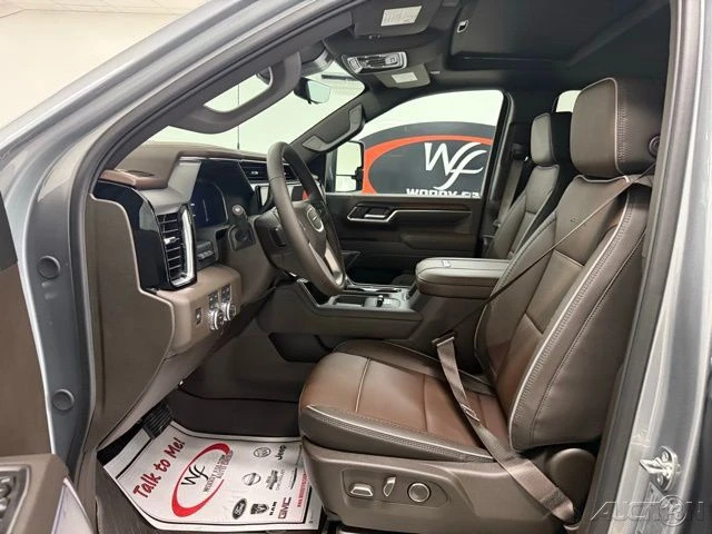 2026 GMC Sierra Heavy Duty 5th Gen - Image 9 of 21