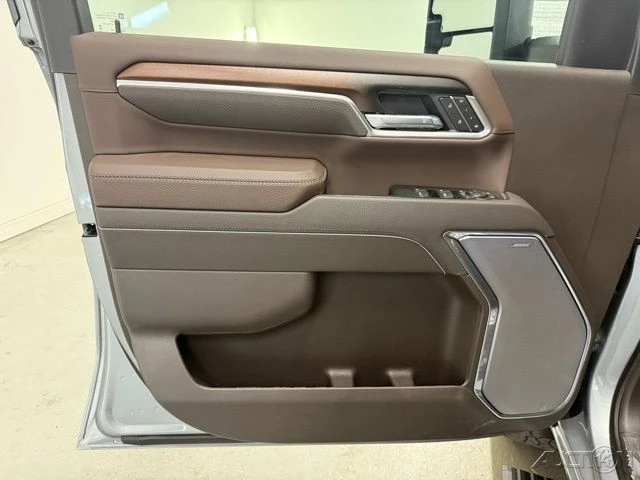2026 GMC Sierra Heavy Duty 5th Gen - Image 13 of 21