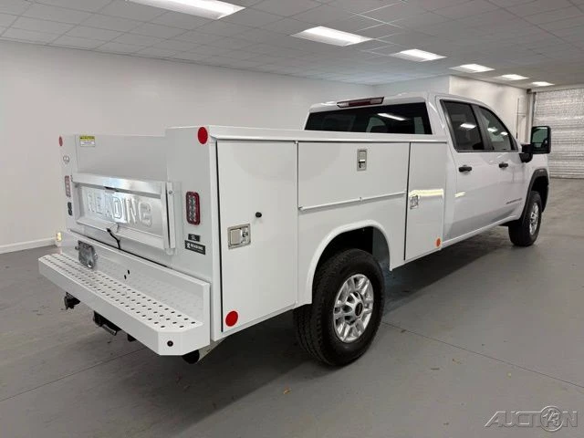 2026 GMC Sierra Heavy Duty 5th Gen - Image 6 of 12