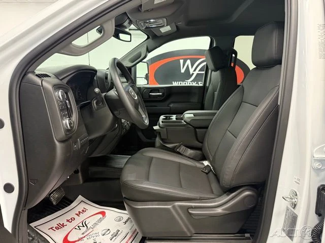 2026 GMC Sierra Heavy Duty 5th Gen - Image 9 of 12
