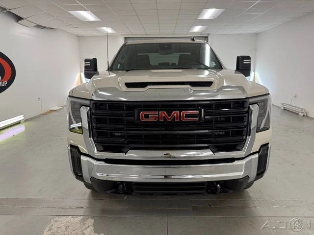2026 GMC Sierra Heavy Duty 5th Gen - Image 2 of 12