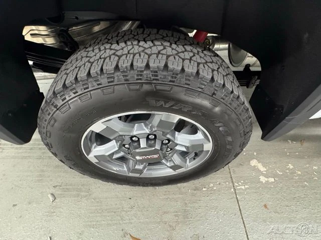 2026 GMC Sierra Heavy Duty 5th Gen - Image 4 of 12
