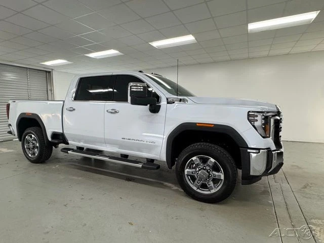 2026 GMC Sierra Heavy Duty 5th Gen - Image 3 of 12