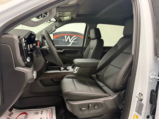 2026 GMC Sierra Heavy Duty 5th Gen - Image 11 of 21
