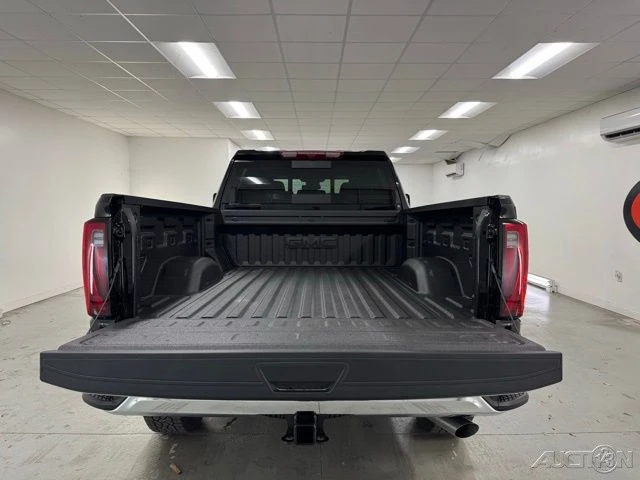 2026 GMC Sierra Heavy Duty 5th Gen - Image 7 of 18