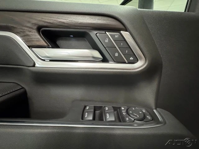 2026 GMC Sierra Heavy Duty 5th Gen - Image 14 of 18
