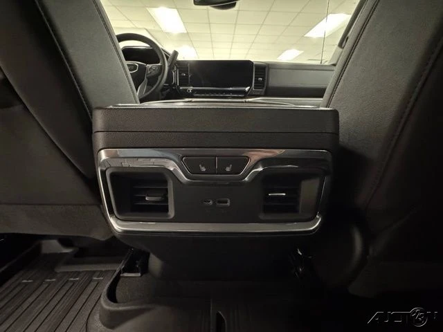 2026 GMC Sierra Heavy Duty 5th Gen - Image 11 of 18