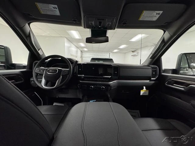 2026 GMC Sierra Heavy Duty 5th Gen - Image 12 of 18