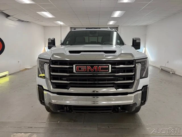 2026 GMC Sierra Heavy Duty 5th Gen - Image 2 of 21