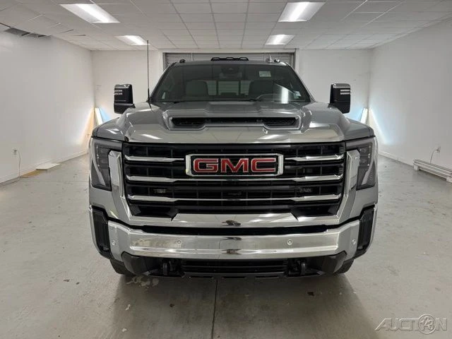 2026 GMC Sierra Heavy Duty 5th Gen - Image 2 of 21