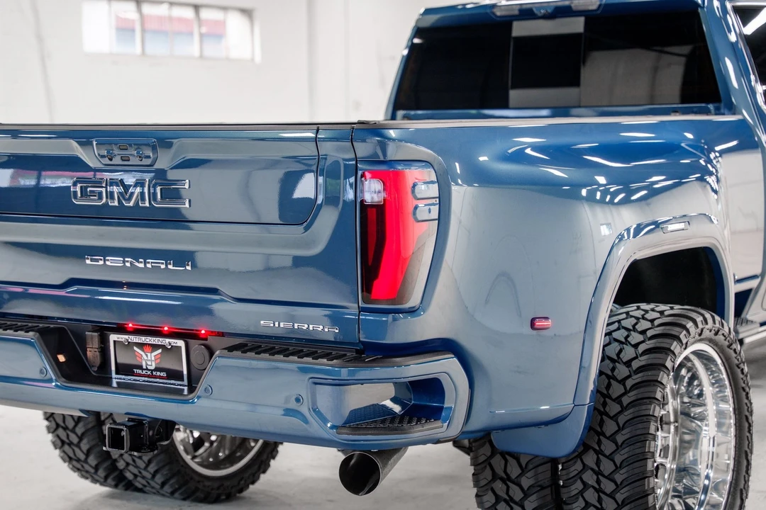 2026 GMC Sierra Heavy Duty 5th Gen - Image 30 of 31