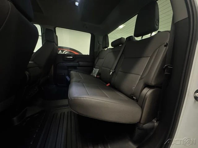 2026 GMC Sierra Heavy Duty 5th Gen - Image 11 of 18