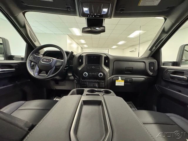 2026 GMC Sierra Heavy Duty 5th Gen - Image 11 of 17