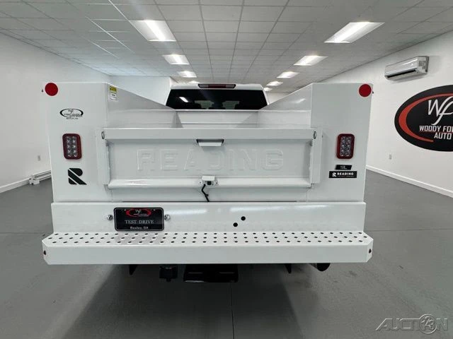 2026 GMC Sierra Heavy Duty 5th Gen - Image 6 of 17