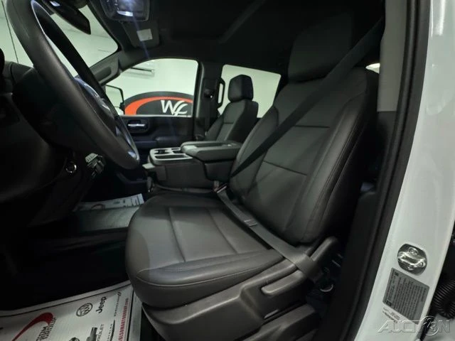 2026 GMC Sierra Heavy Duty 5th Gen - Image 14 of 17