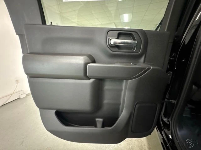 2026 GMC Sierra Heavy Duty 5th Gen - Image 6 of 15