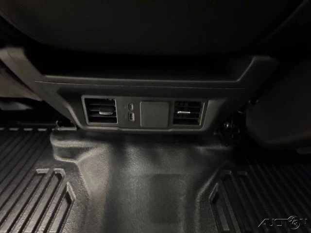 2026 GMC Sierra Heavy Duty 5th Gen - Image 9 of 15