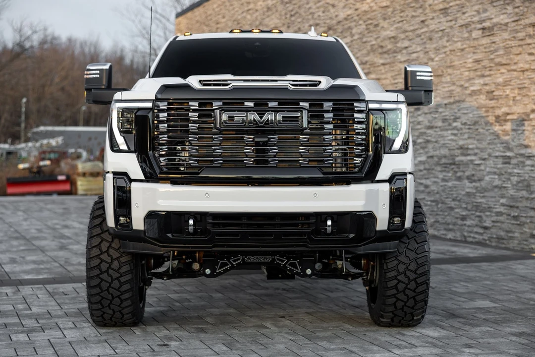 2026 GMC Sierra 5th Gen - Image 7 of 21