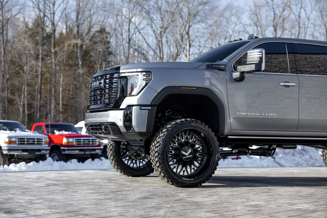 2026 GMC Sierra 5th Gen - Image 5 of 21