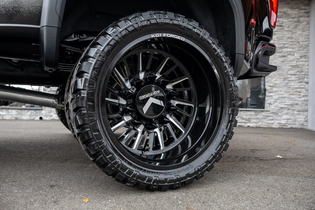 2026 GMC Sierra 5th Gen - Image 6 of 21