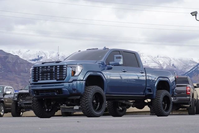 2026 GMC Sierra Heavy Duty 5th Gen - Image 2 of 21