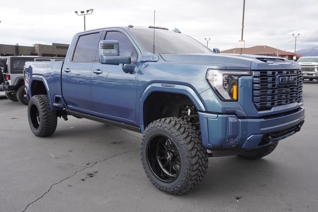 2026 GMC Sierra Heavy Duty 5th Gen - Image 18 of 21